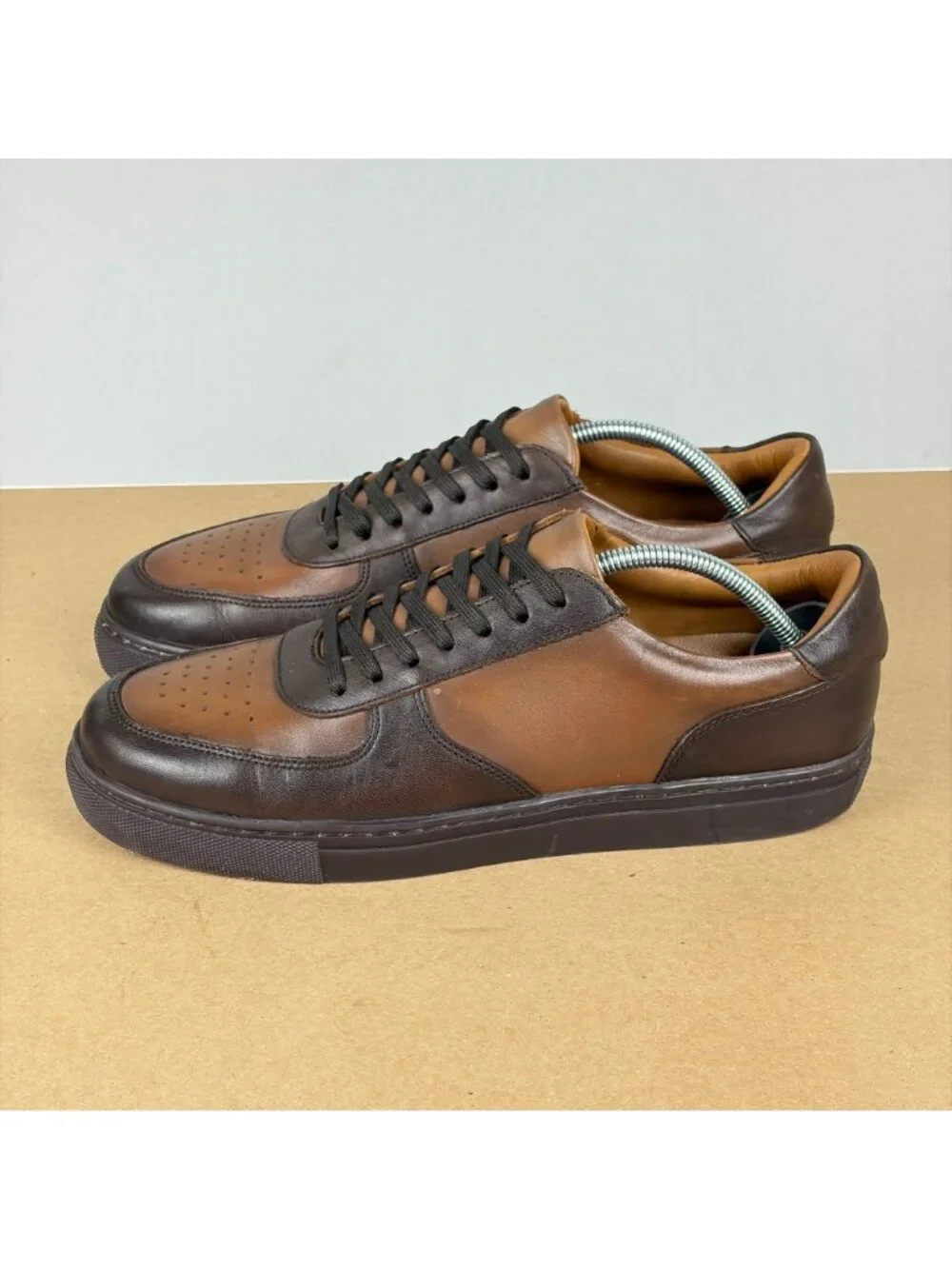 Thursday Everyday Court Low Top Leather Shoes Mens 8 Brown Two Tone
